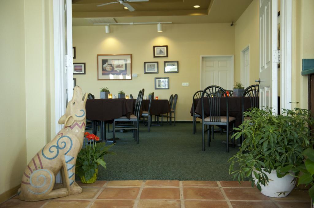 Calipatria Inn & Suites Restaurant bilde